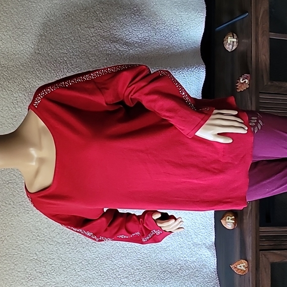 99 Jane Street Red Sweater 99 Jane Street Red Sweater 99 Jane Street Red… - Picture 3 of 16